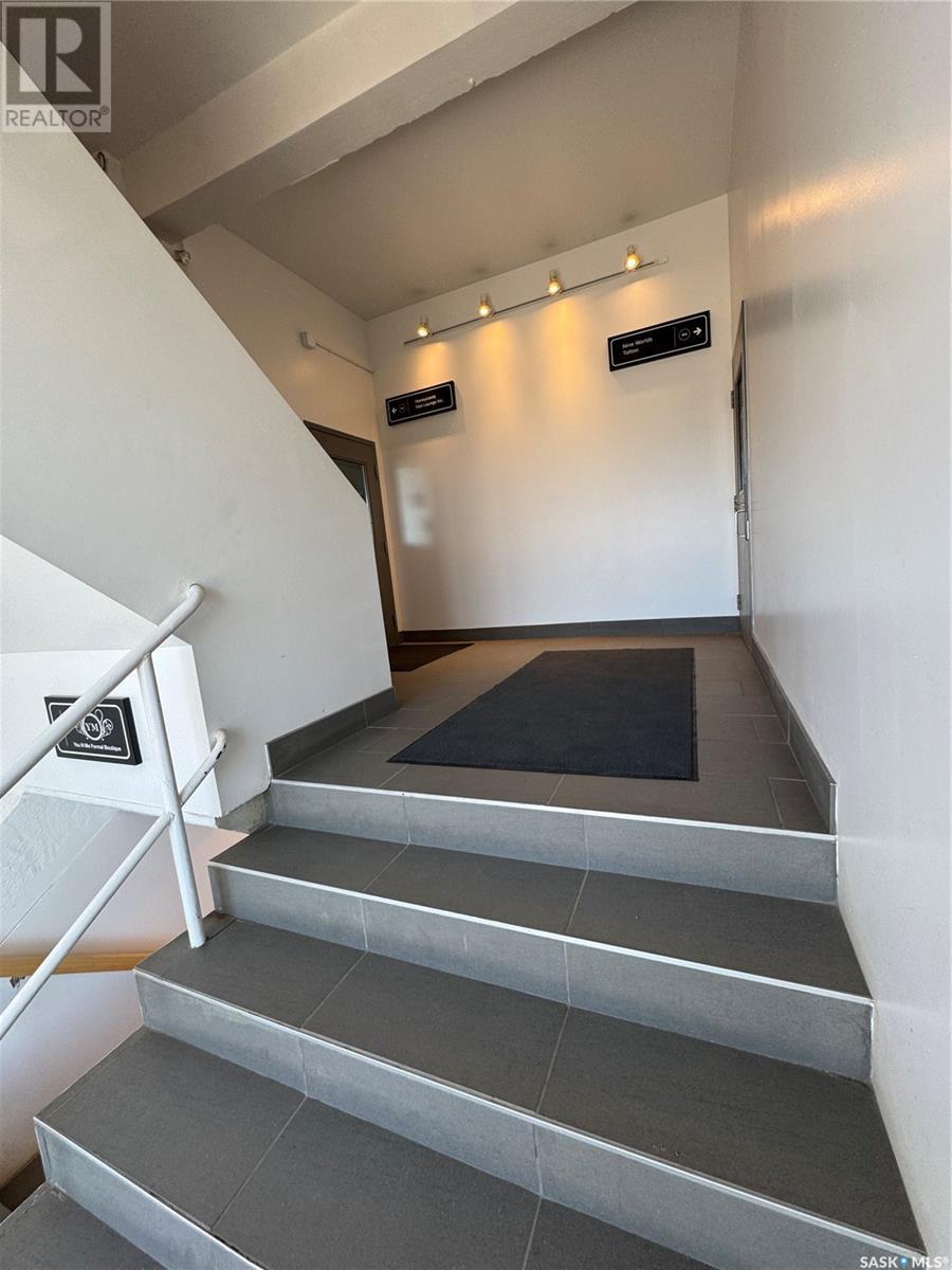 101 1118 Broad Street, Regina, Saskatchewan  S4R 1X8 - Photo 5 - SK996803