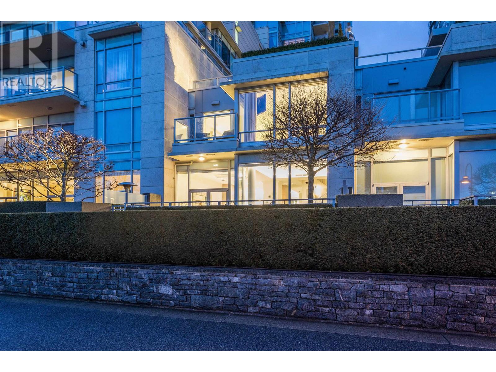 Listing Picture 30 of 40 : TH105 426 BEACH CRESCENT, Vancouver / 溫哥華 - 魯藝地產 Yvonne Lu Group - MLS Medallion Club Member