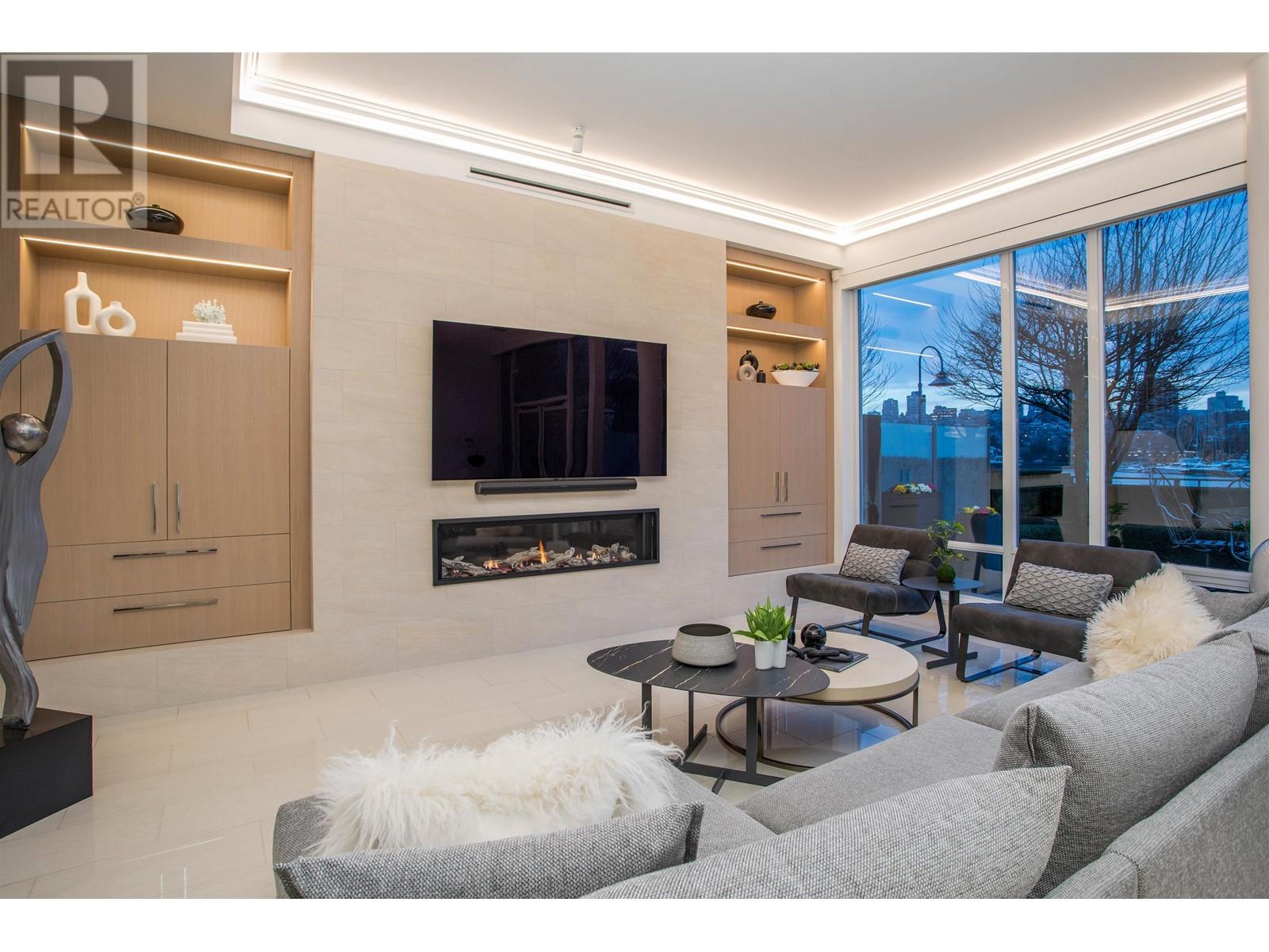 Listing Picture 21 of 40 : TH105 426 BEACH CRESCENT, Vancouver / 溫哥華 - 魯藝地產 Yvonne Lu Group - MLS Medallion Club Member