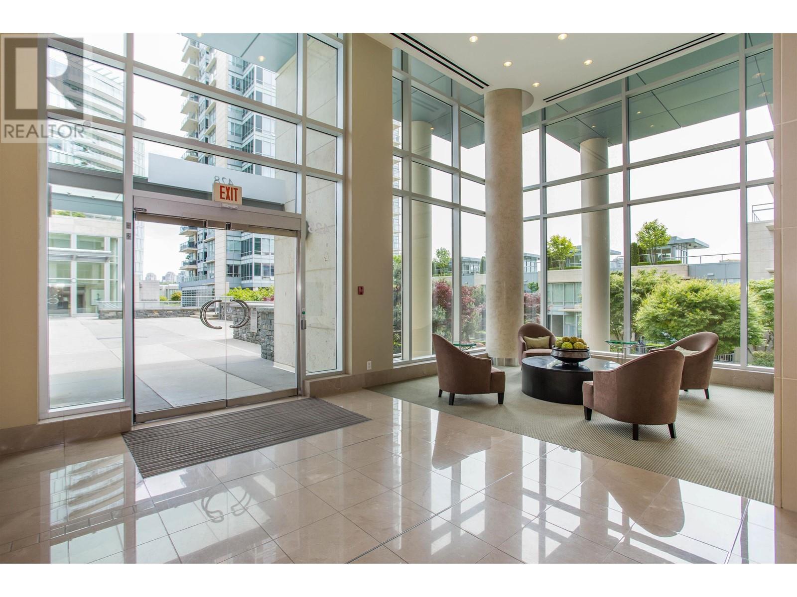 Listing Picture 38 of 40 : TH105 426 BEACH CRESCENT, Vancouver / 溫哥華 - 魯藝地產 Yvonne Lu Group - MLS Medallion Club Member