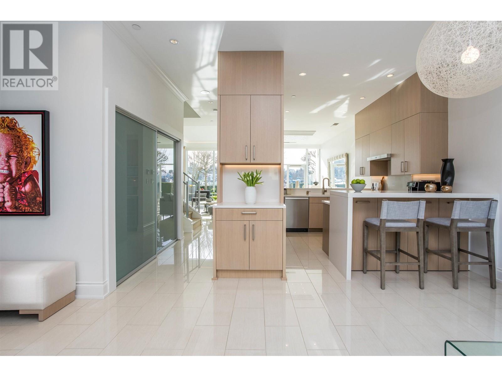 Listing Picture 11 of 40 : TH105 426 BEACH CRESCENT, Vancouver / 溫哥華 - 魯藝地產 Yvonne Lu Group - MLS Medallion Club Member