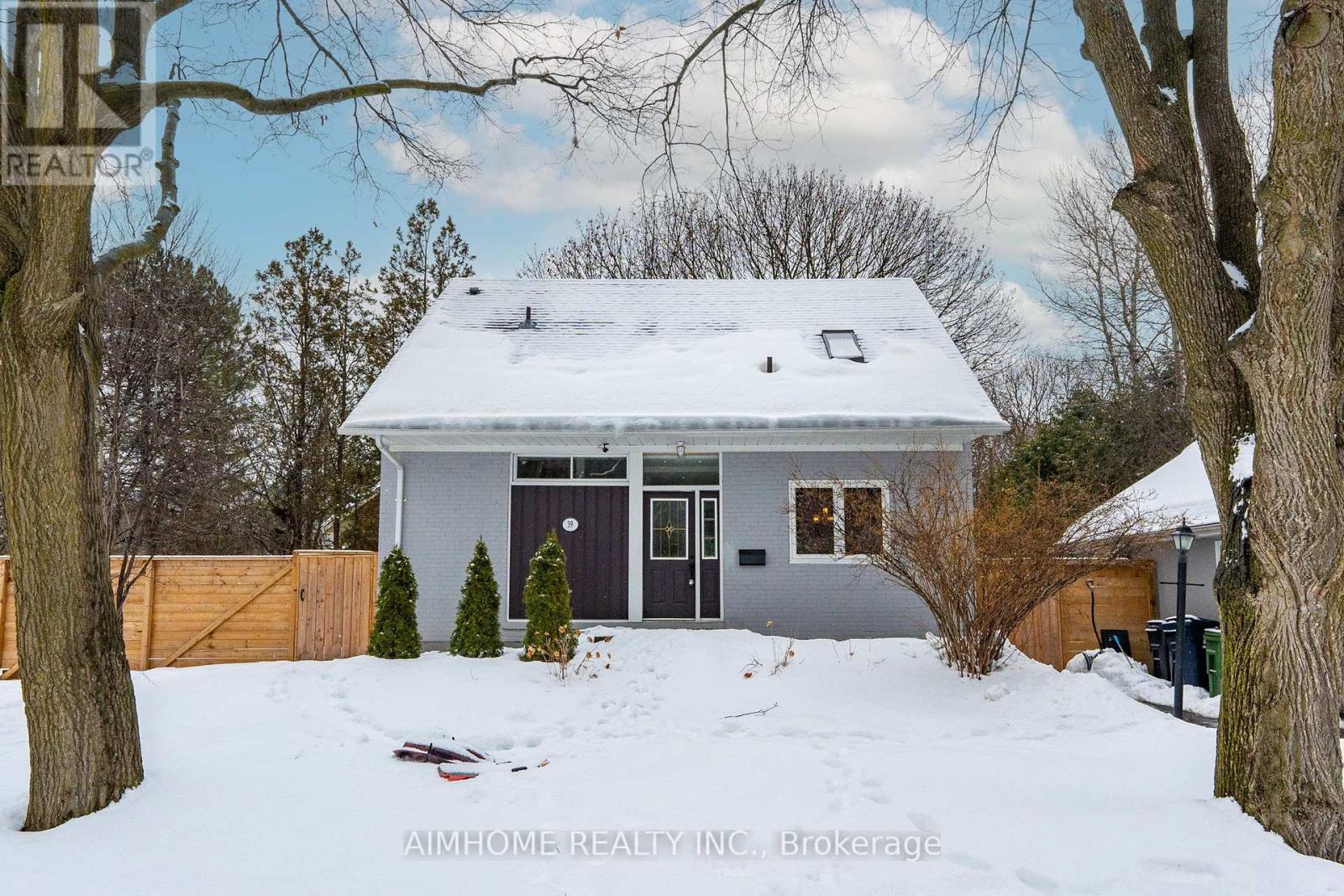 Property at 39 ADDISON CRESCENT image 2