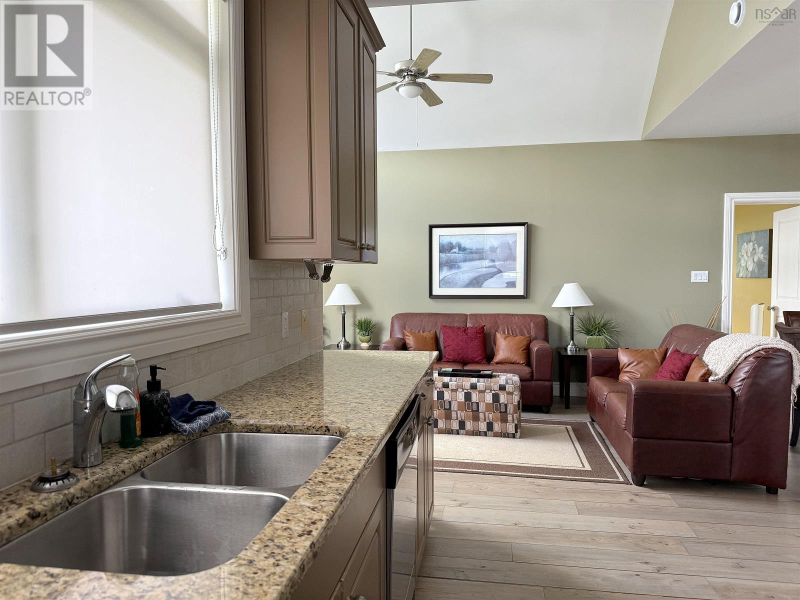 7 Bell Bay Way, Baddeck, Nova Scotia  B0C 1H0 - Photo 17 - 202504057