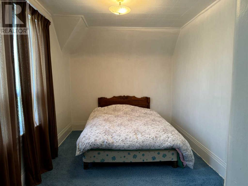 810 Schofield Street, Pincher Creek, Alberta  T0K 1W0 - Photo 32 - A2149404