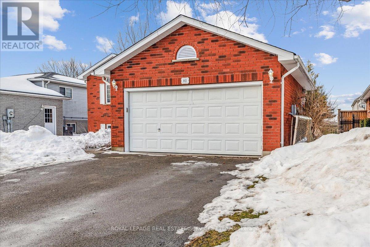 82 Whitlaw Way, Brant (Paris), Ontario  N3L 4B5 - Photo 3 - X11999237