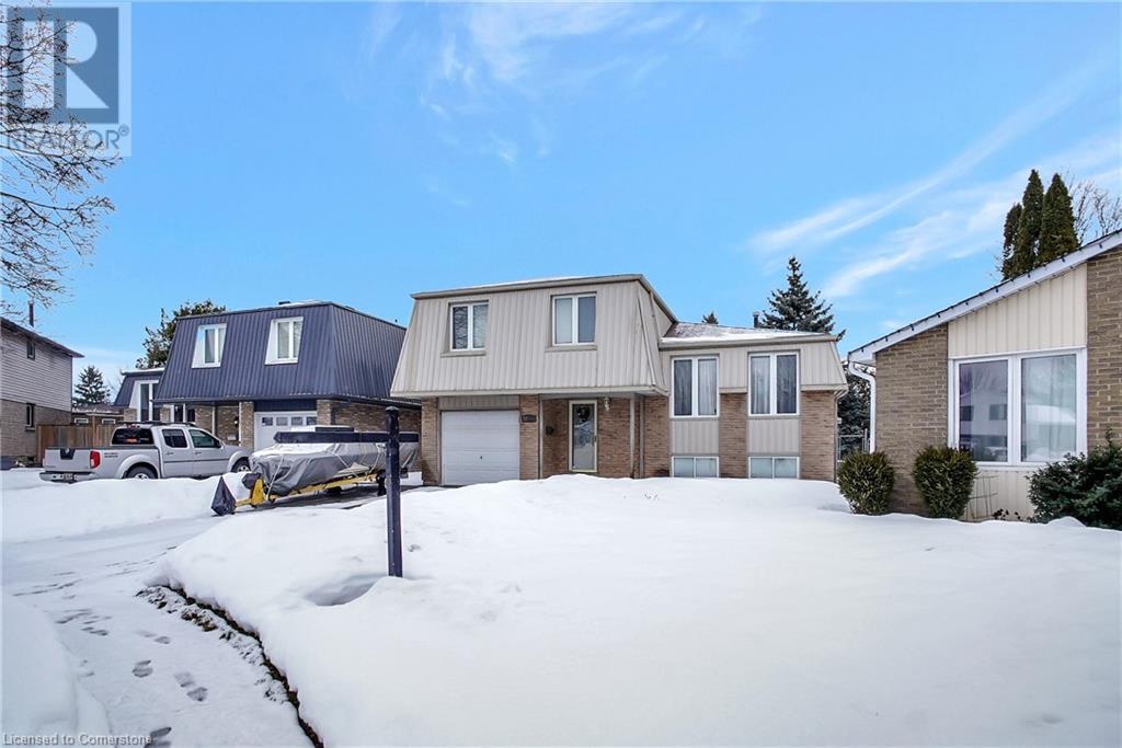 22 Dolman Court, Cambridge, Ontario  N1S 4G4 - Photo 2 - 40702296