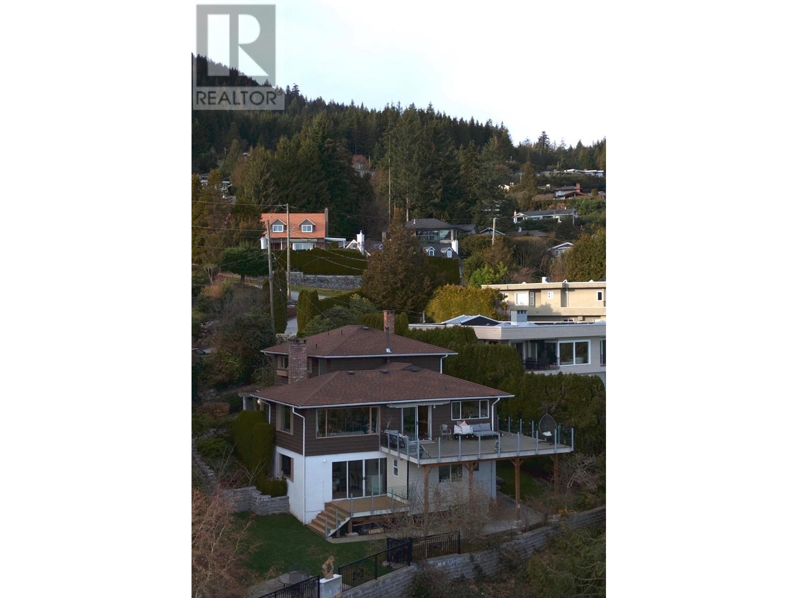 578 St. Andrews Place, West Vancouver, British Columbia  V7S 1V8 - Photo 30 - R2972422