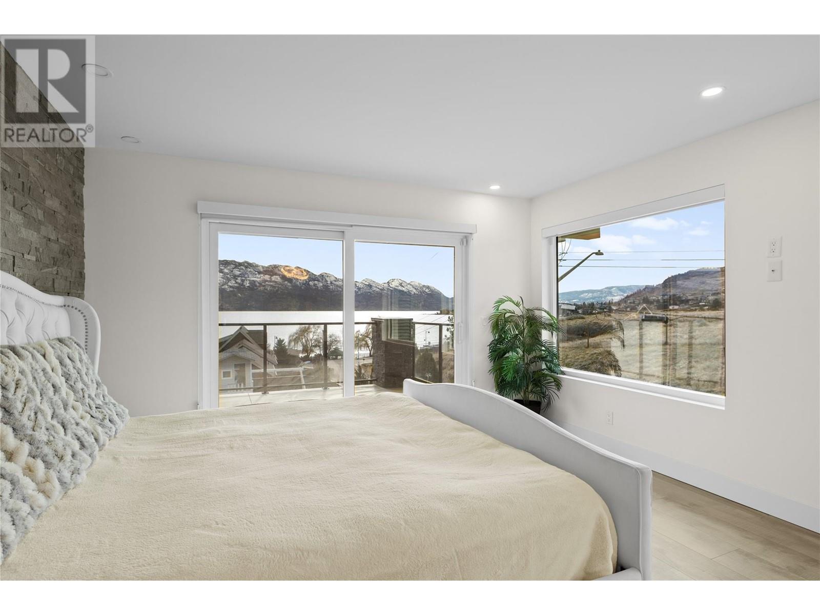 Property at 3859 Carrall Road image 3