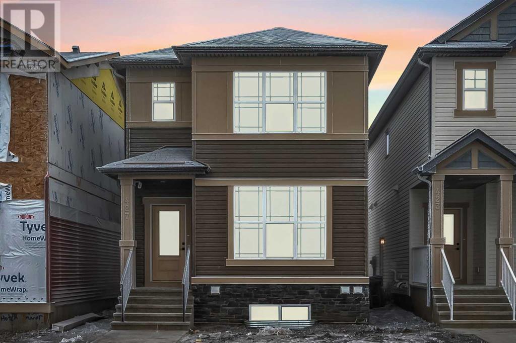 427 Hotchkiss Manor, Calgary, Alberta  T3S 0N3 - Photo 2 - A2192583