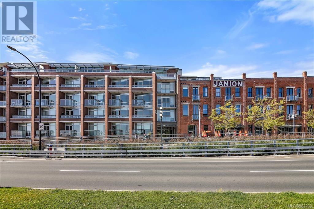 Property at 320 1610 Store St image 2