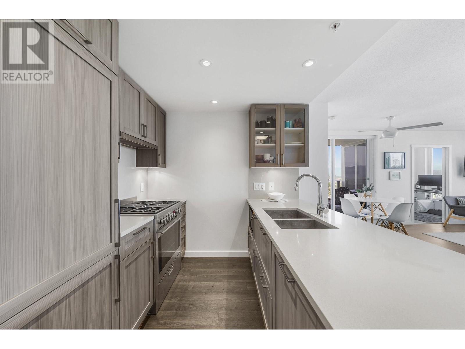 Listing Picture 10 of 38 : 2804 5665 BOUNDARY ROAD, Vancouver / 溫哥華 - 魯藝地產 Yvonne Lu Group - MLS Medallion Club Member