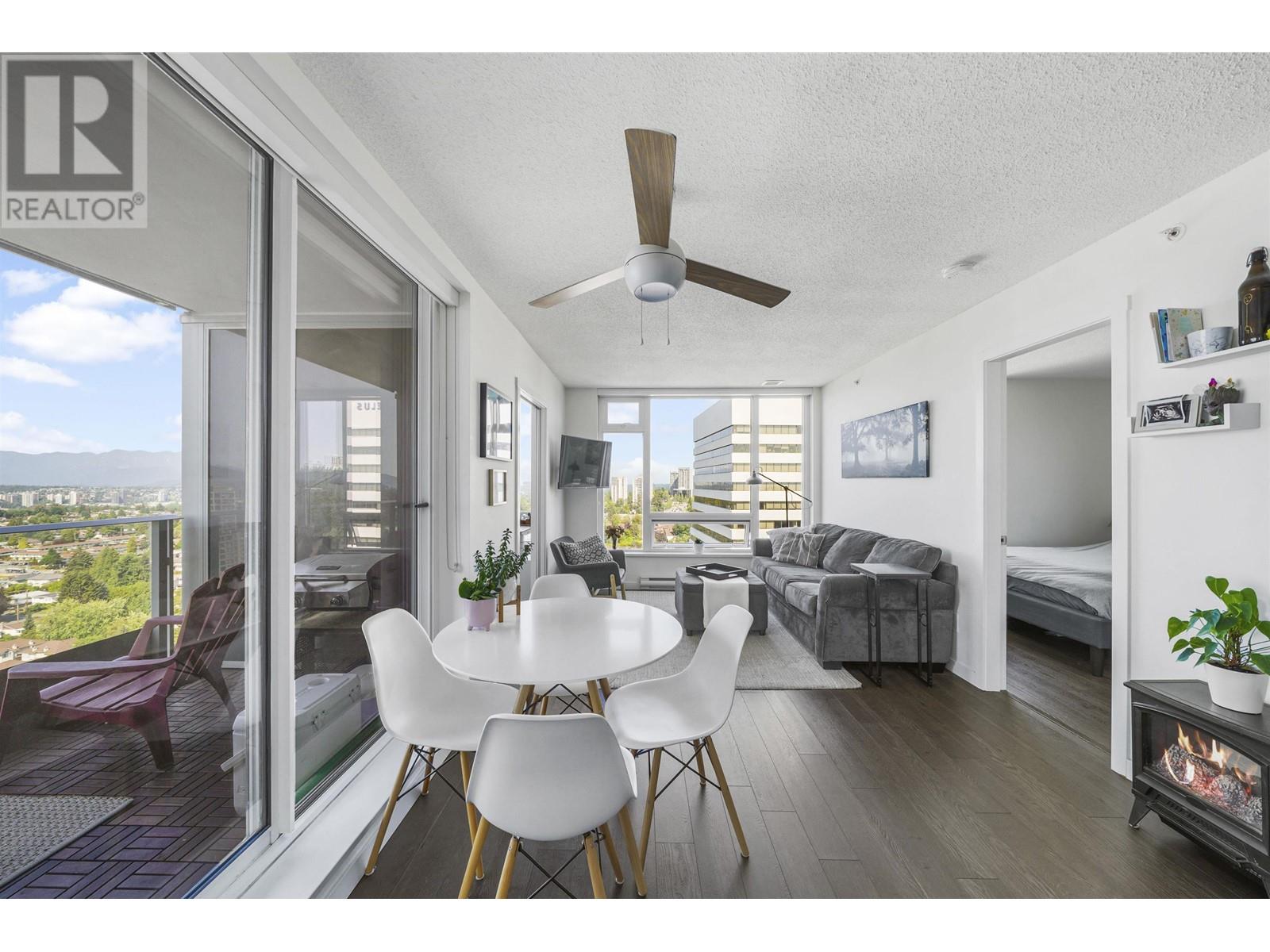 Listing Picture 6 of 38 : 2804 5665 BOUNDARY ROAD, Vancouver / 溫哥華 - 魯藝地產 Yvonne Lu Group - MLS Medallion Club Member