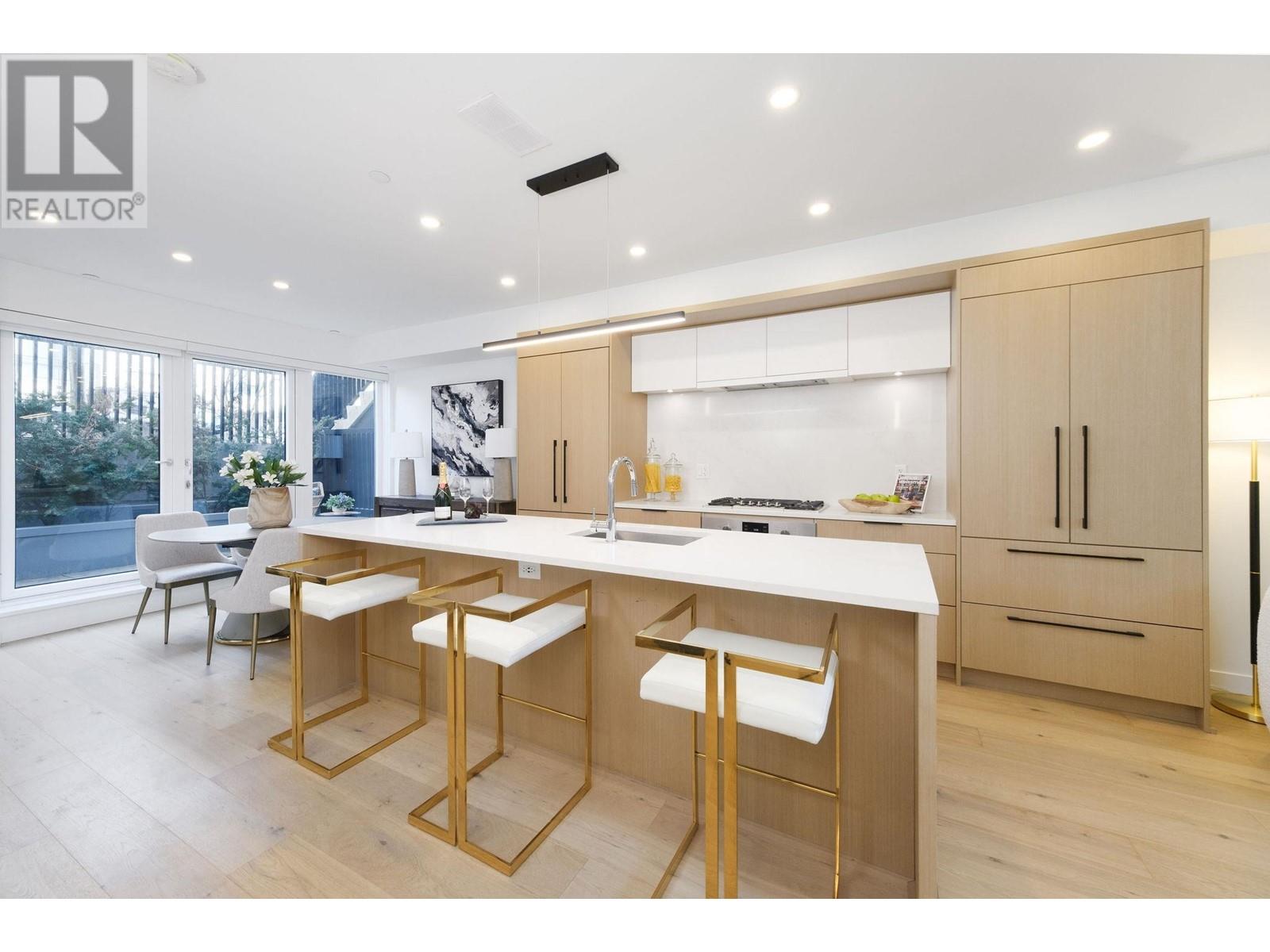 114 649 E 3rd Street, North Vancouver, British Columbia  V7L 1G6 - Photo 11 - R2973066