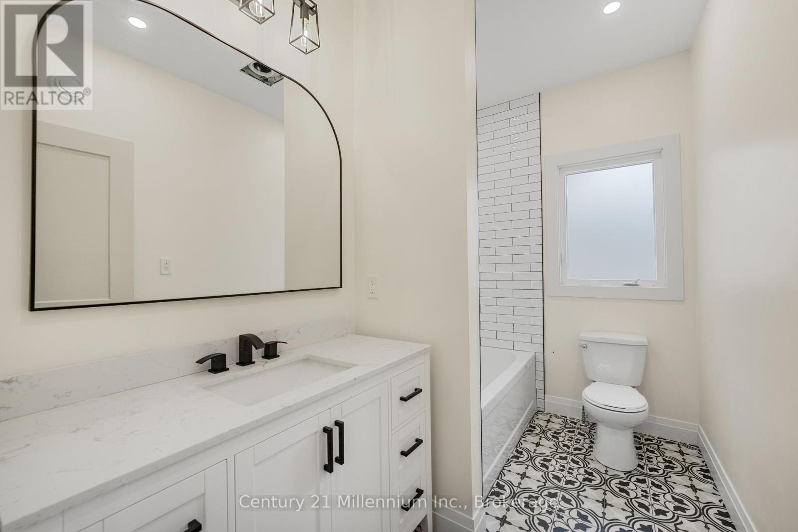 41 Fernanne Drive, Tiny, Ontario  L0L 2J0 - Photo 15 - S11999303