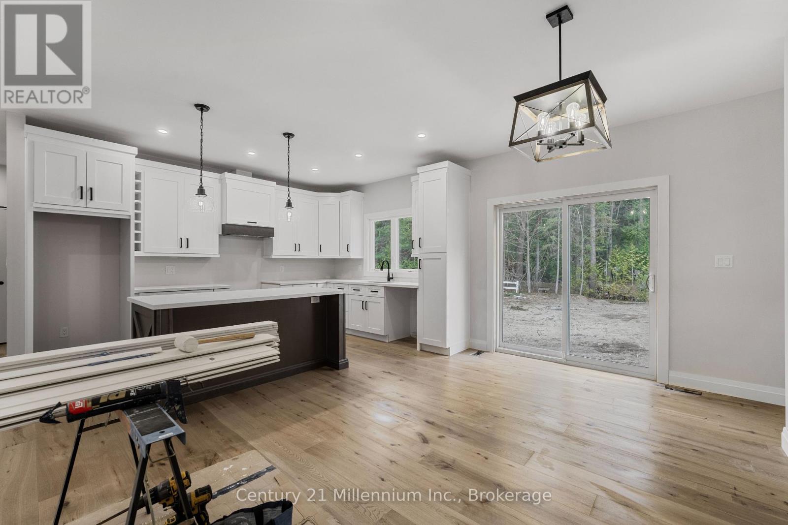 41 Fernanne Drive, Tiny, Ontario  L0L 2J0 - Photo 4 - S11999303