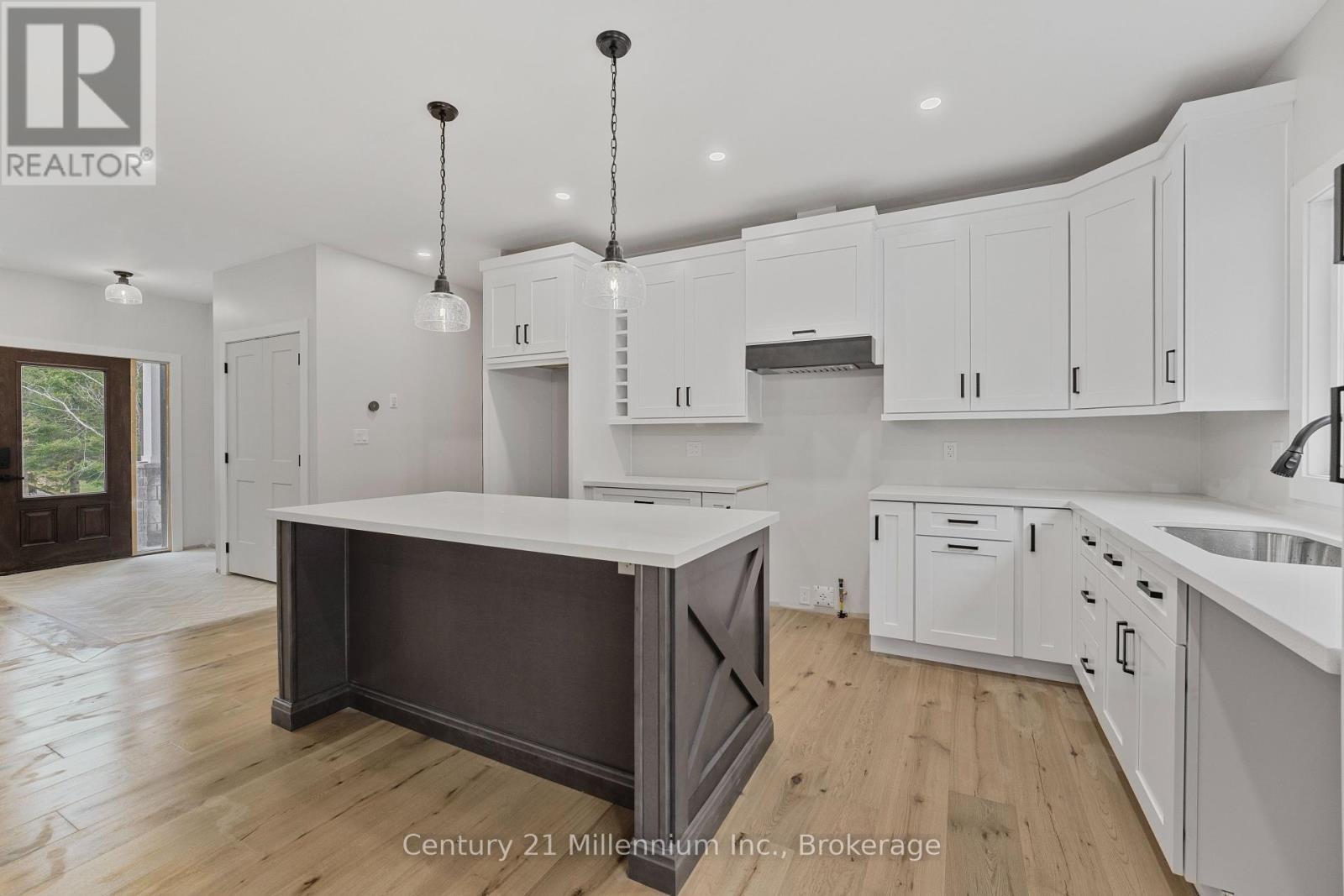 41 Fernanne Drive, Tiny, Ontario  L0L 2J0 - Photo 5 - S11999303