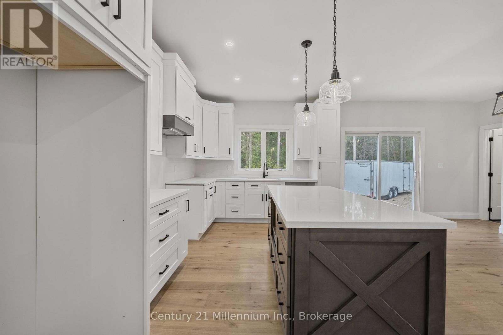 41 Fernanne Drive, Tiny, Ontario  L0L 2J0 - Photo 7 - S11999303