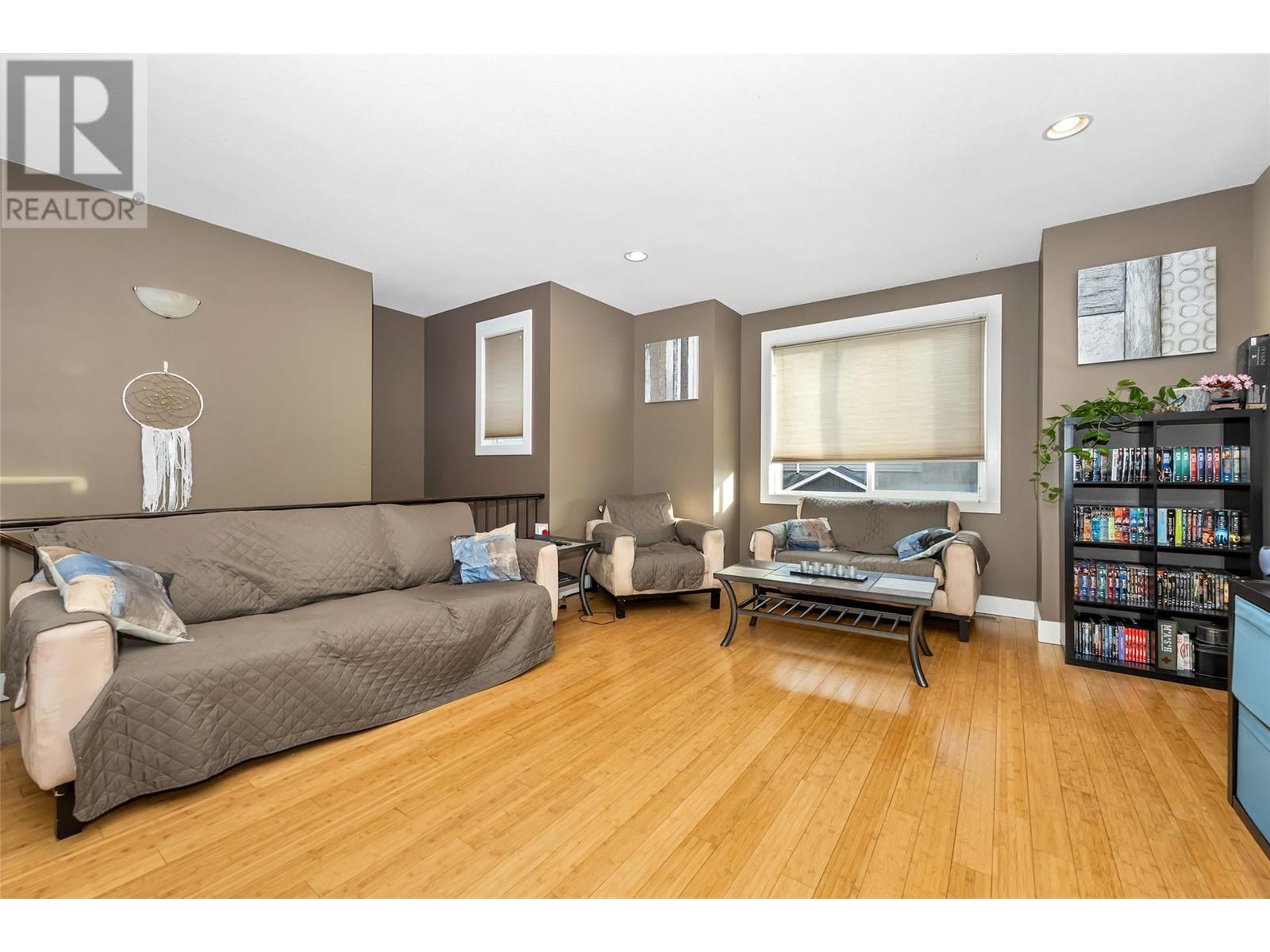 Property at 4406A 25th Street image 5
