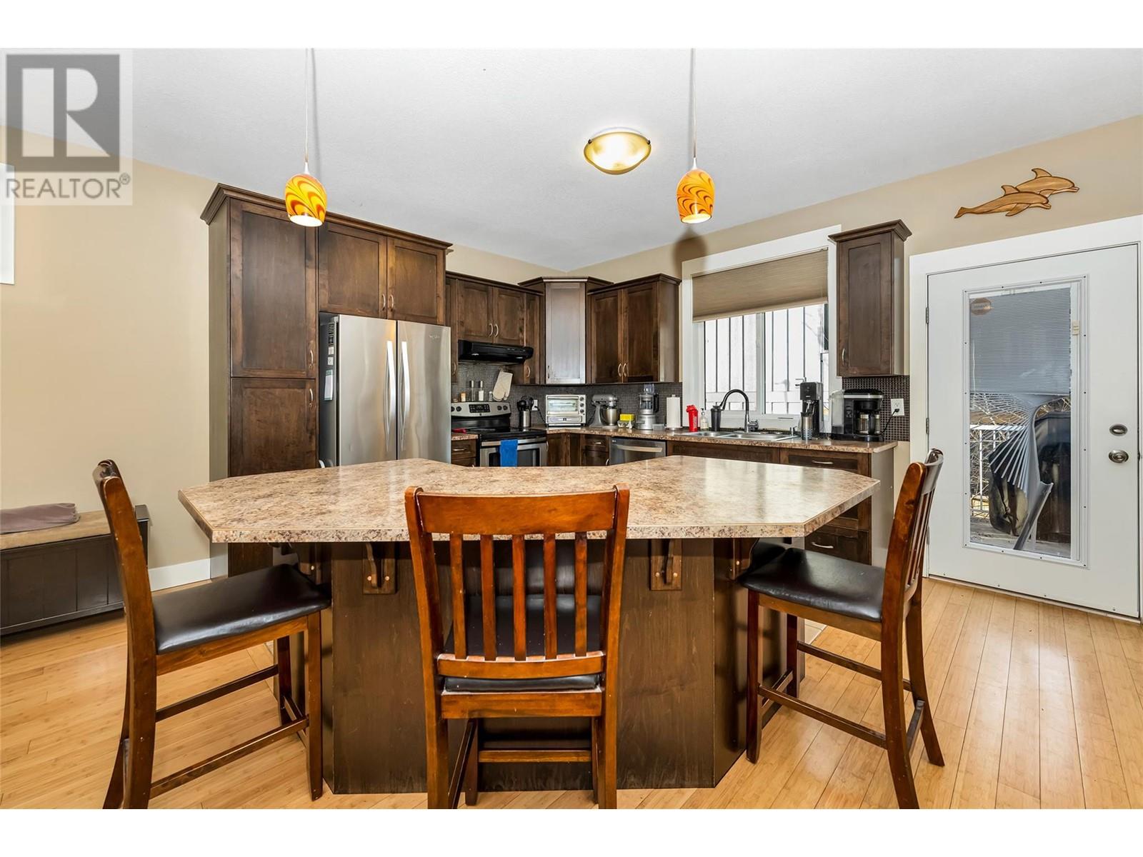 Property at 4406A 25th Street image 2