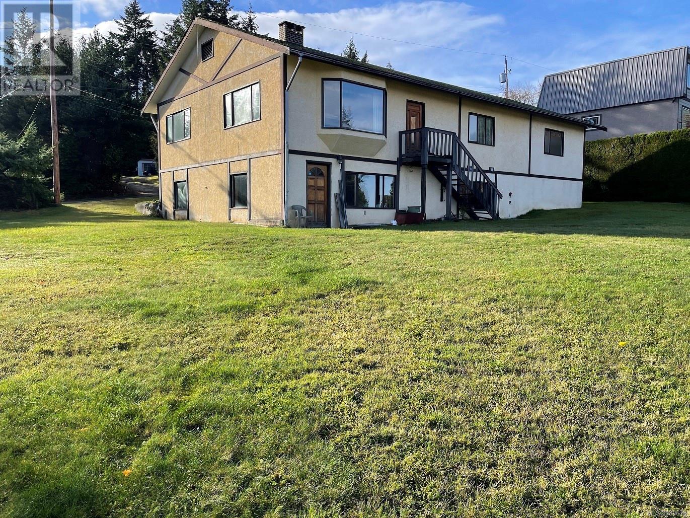 Property at 135 Sunningdale W Rd W image