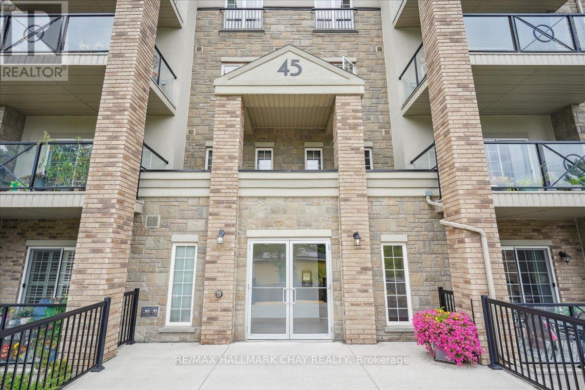 Property at 408 - 45 FERNDALE DRIVE S image 2