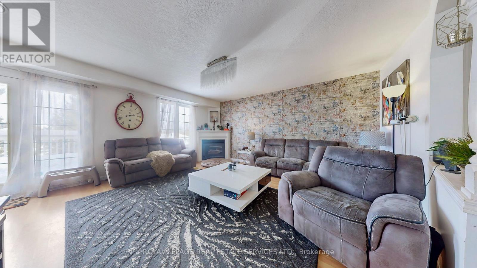 Property at 238 BRIARMEADOW DRIVE image 4