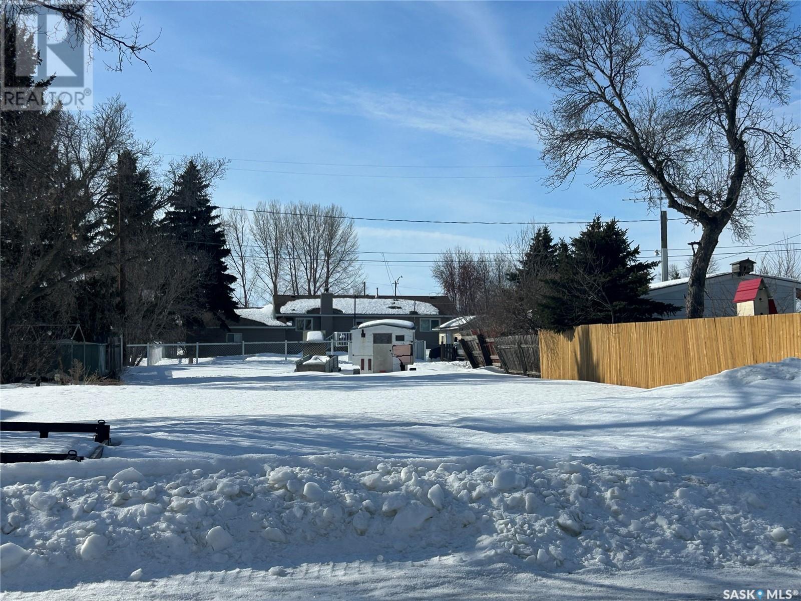 307 3rd AVENUE W, watrous, Saskatchewan