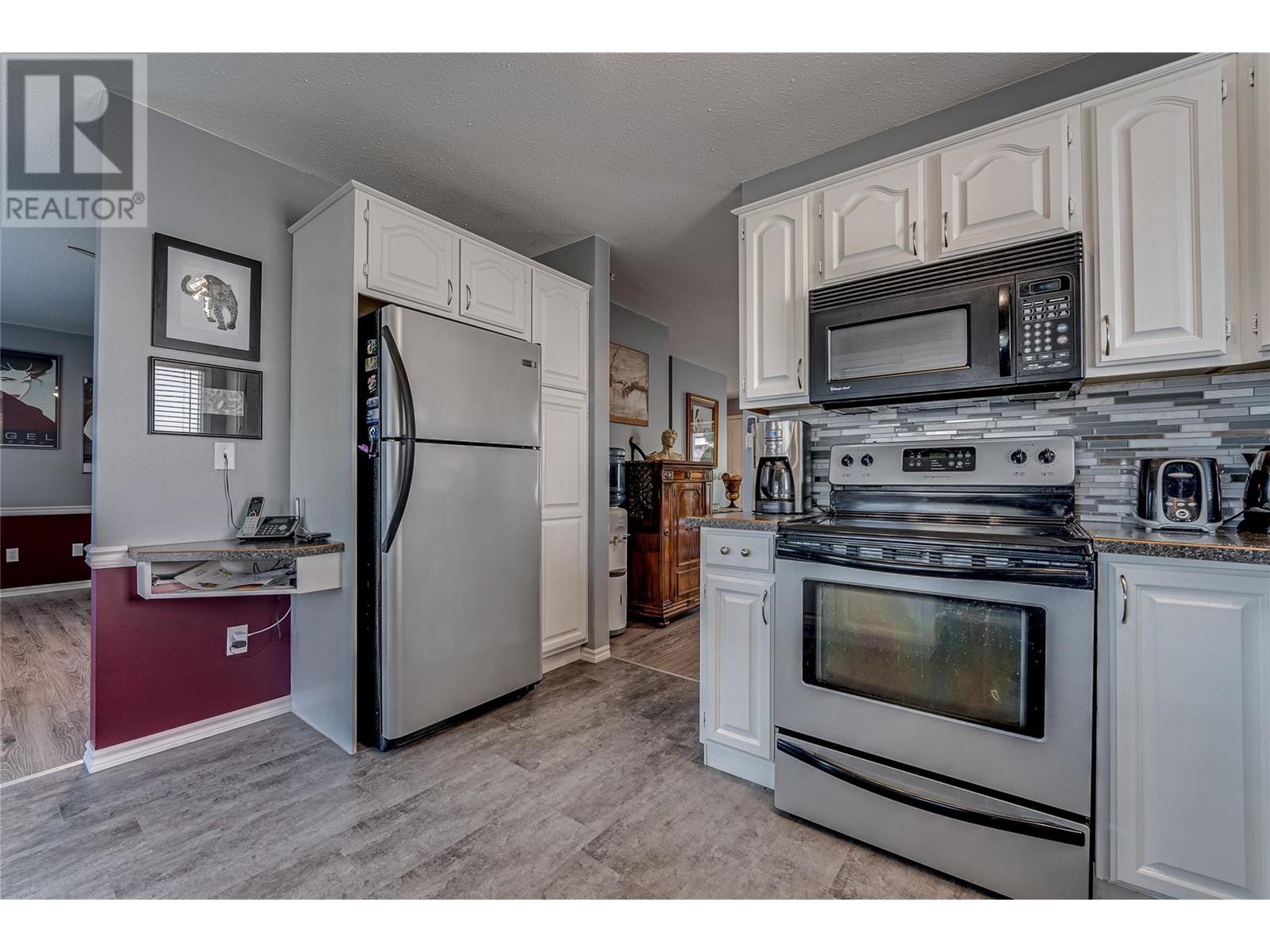1220 25 Avenue Unit# 25, Vernon, British Columbia  V1T 9A1 - Photo 8 - 10336930