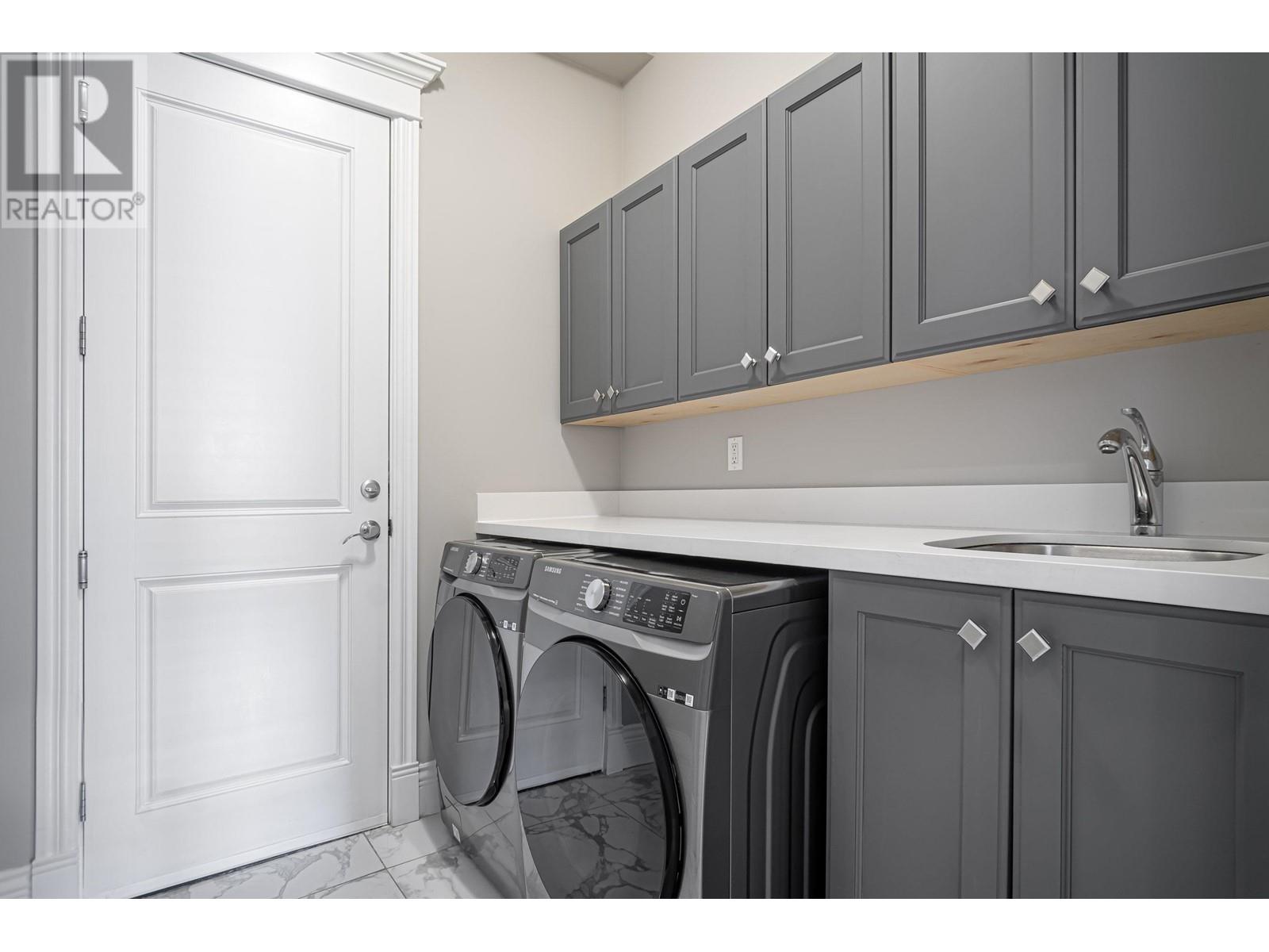8151 Fairlane Road, Richmond, British Columbia  V7C 1Y3 - Photo 31 - R2972590