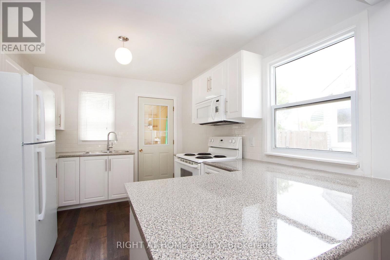 Property at 262 DREW STREET image 5
