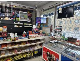 585 CHURCH STREET, Toronto, Ontario