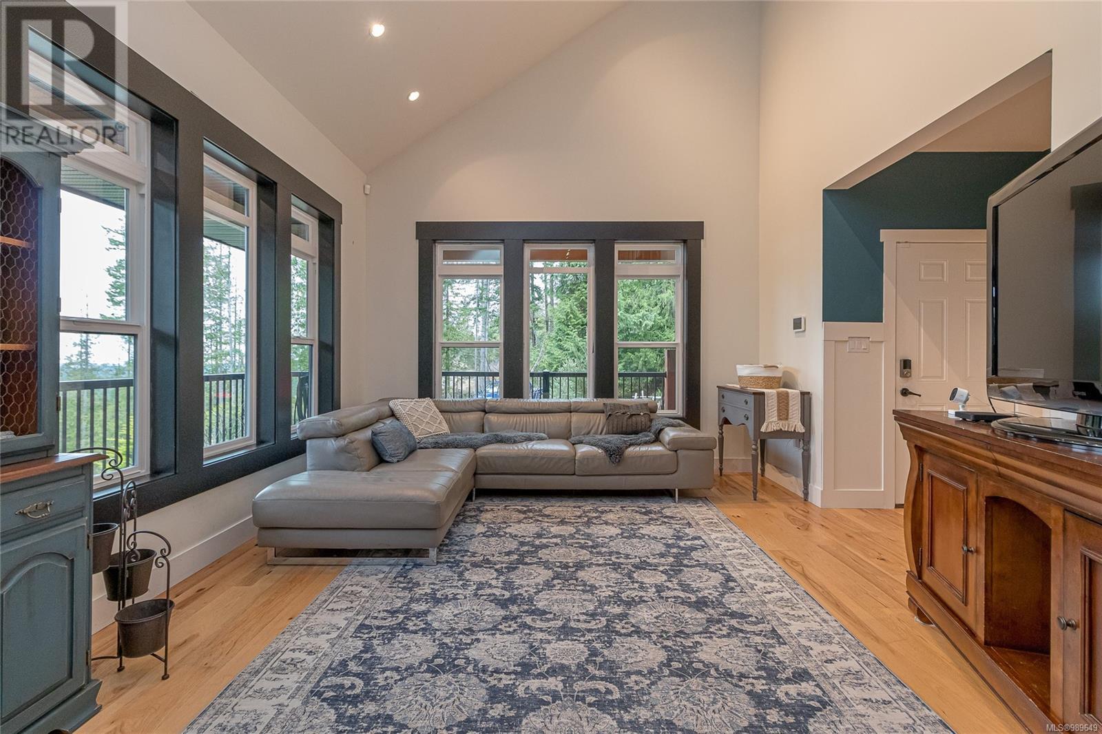 Property at 1780 Wesley Ridge Pl image 3