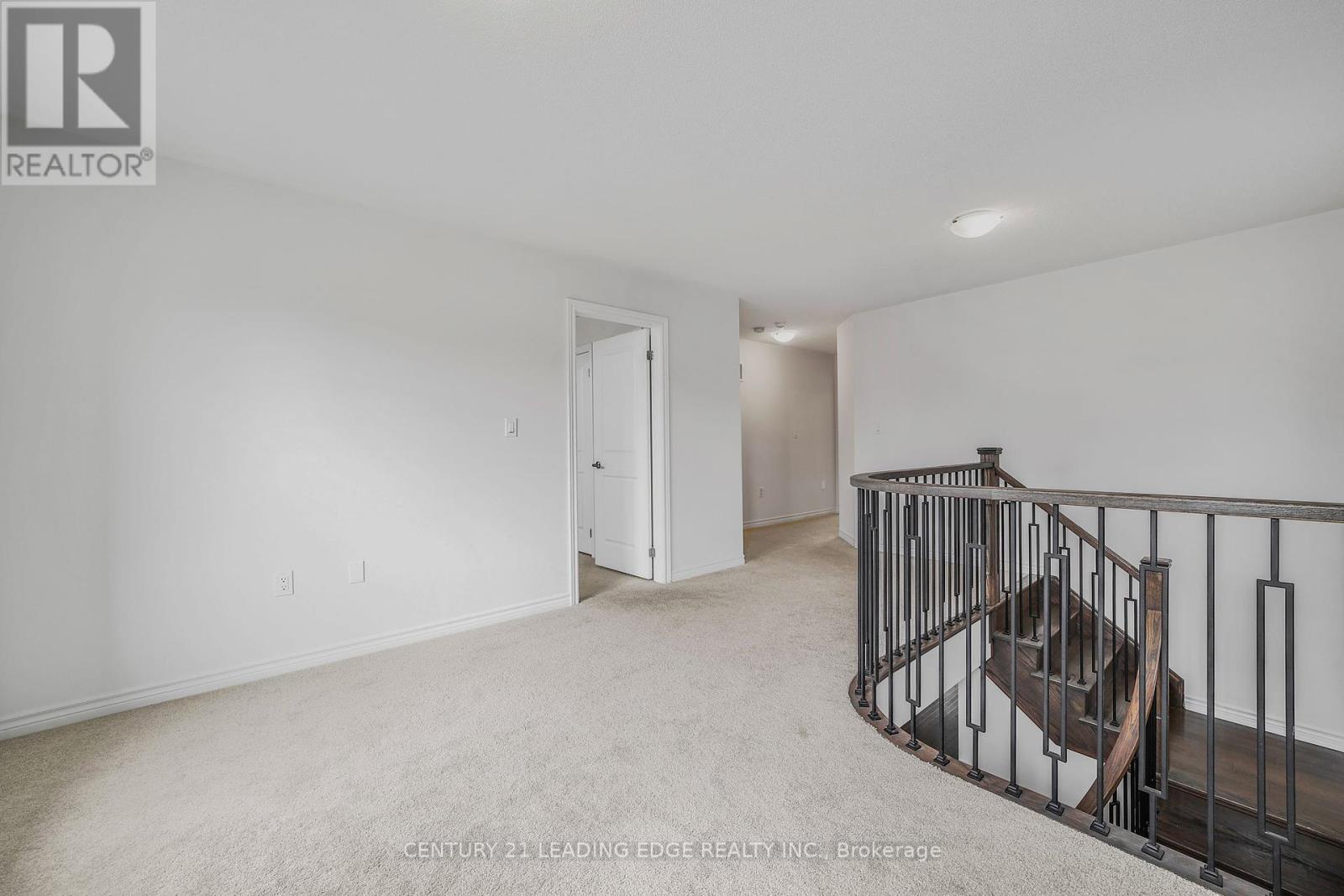 5 Valleo Street, Georgina (Keswick North), Ontario  L4P 0J8 - Photo 18 - N11999438