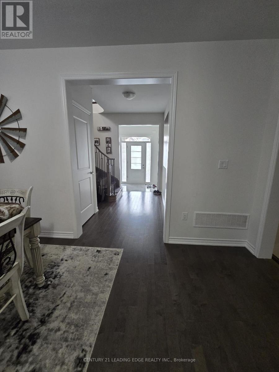 Property at 5 VALLEO STREET image 2