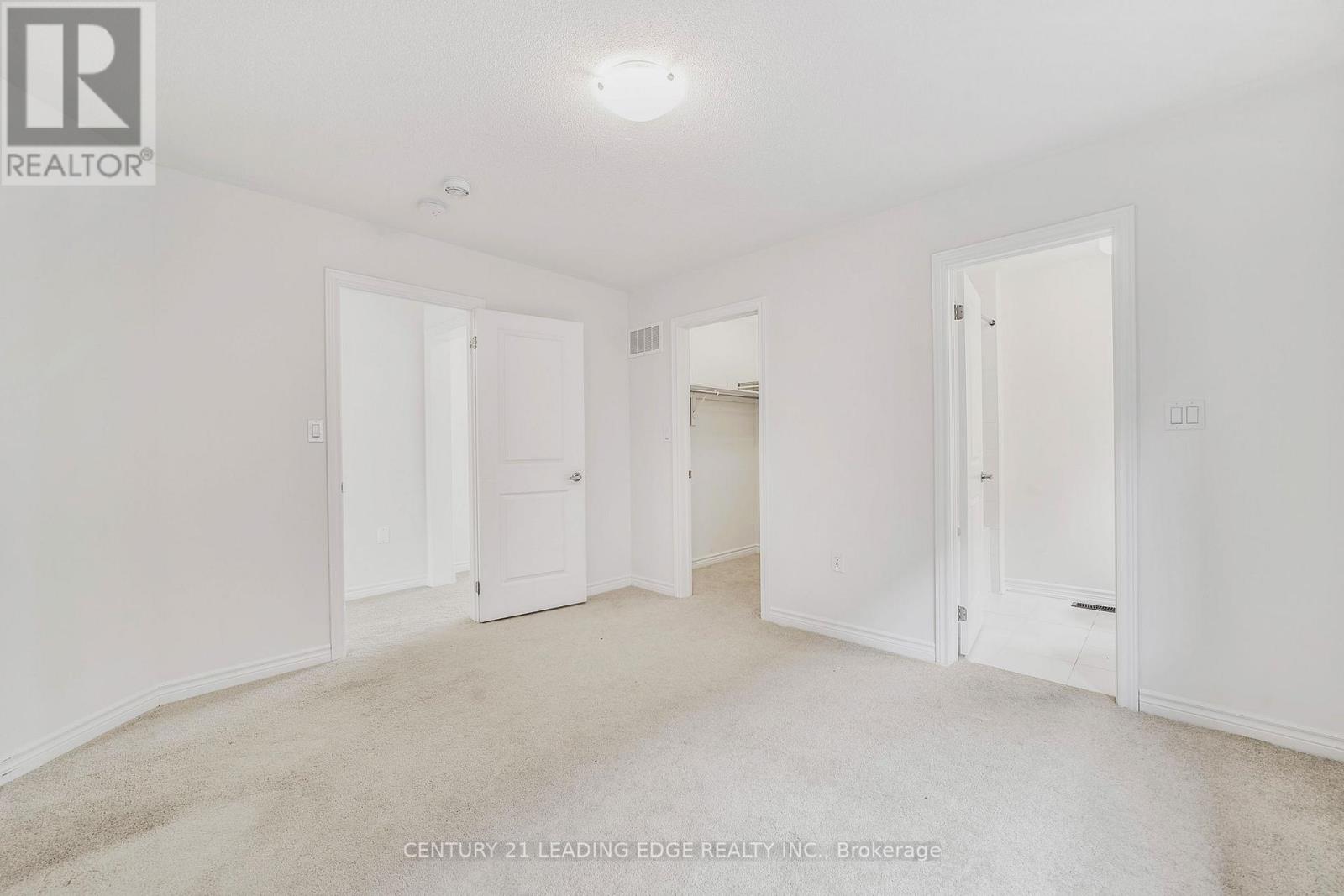 5 Valleo Street, Georgina (Keswick North), Ontario  L4P 0J8 - Photo 26 - N11999438