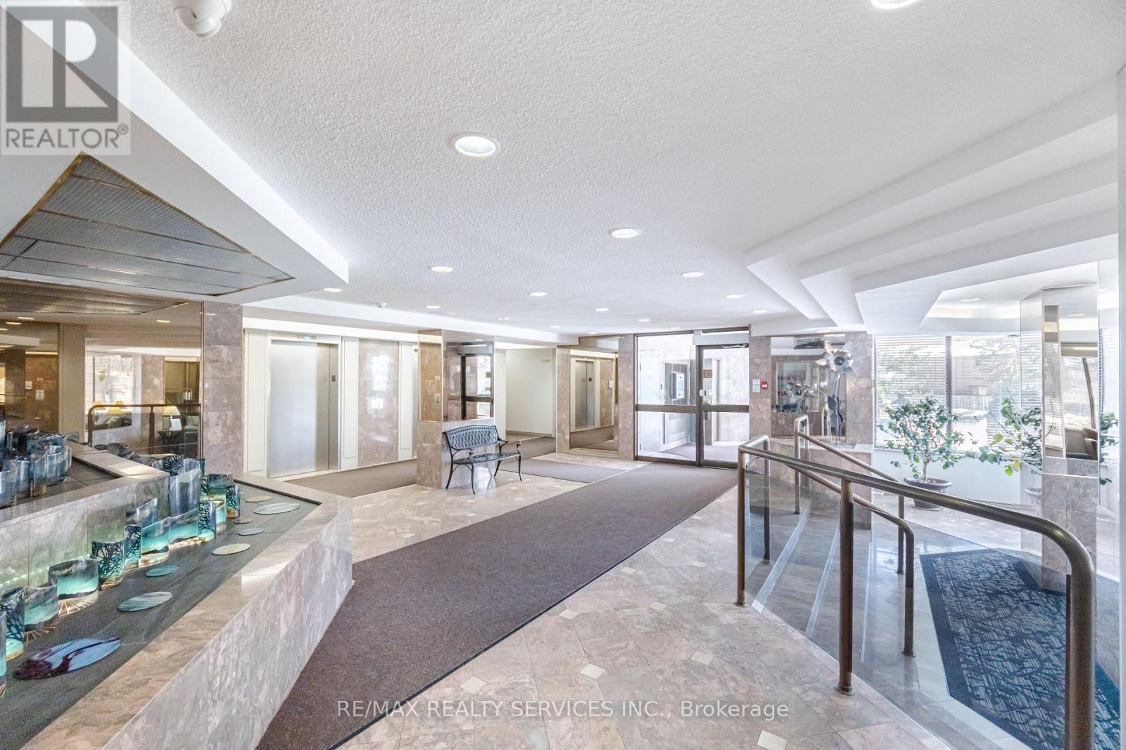Property at 411 - 20 CHERRYTREE DRIVE image 5