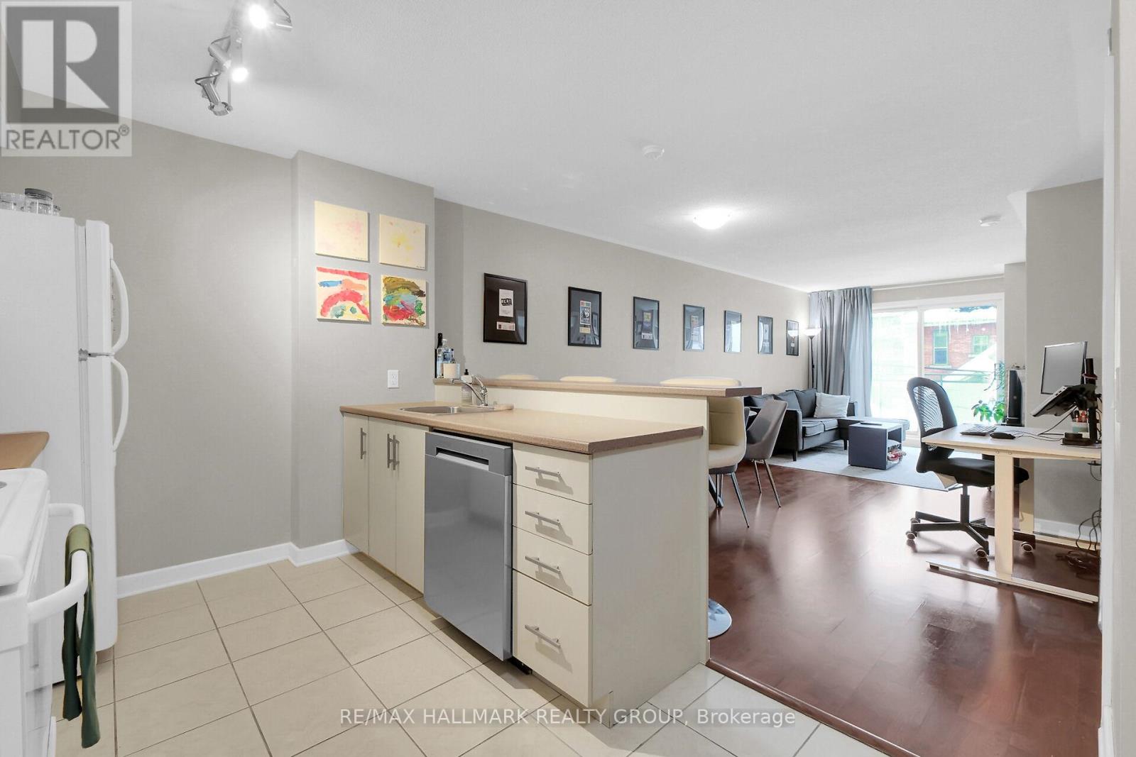 209 - 138 Somerset Street W, Ottawa, Ontario  K2P 0A3 - Photo 9 - X11994459