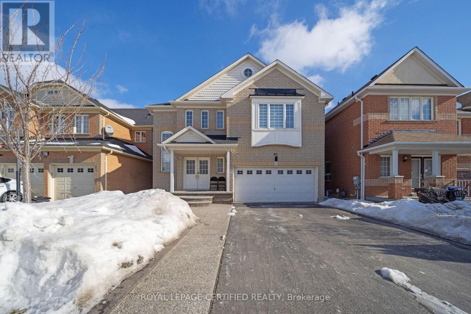 85 Chalkfarm Crescent, Brampton, Ontario  L7A 3V9 - Photo 1 - W11999520