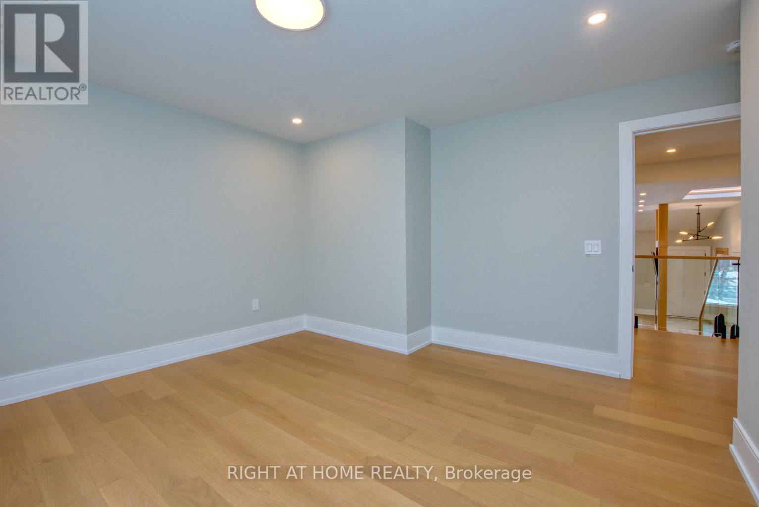 4283 Wilcox Road, Mississauga, Ontario  L4Z 1C3 - Photo 22 - W11999522