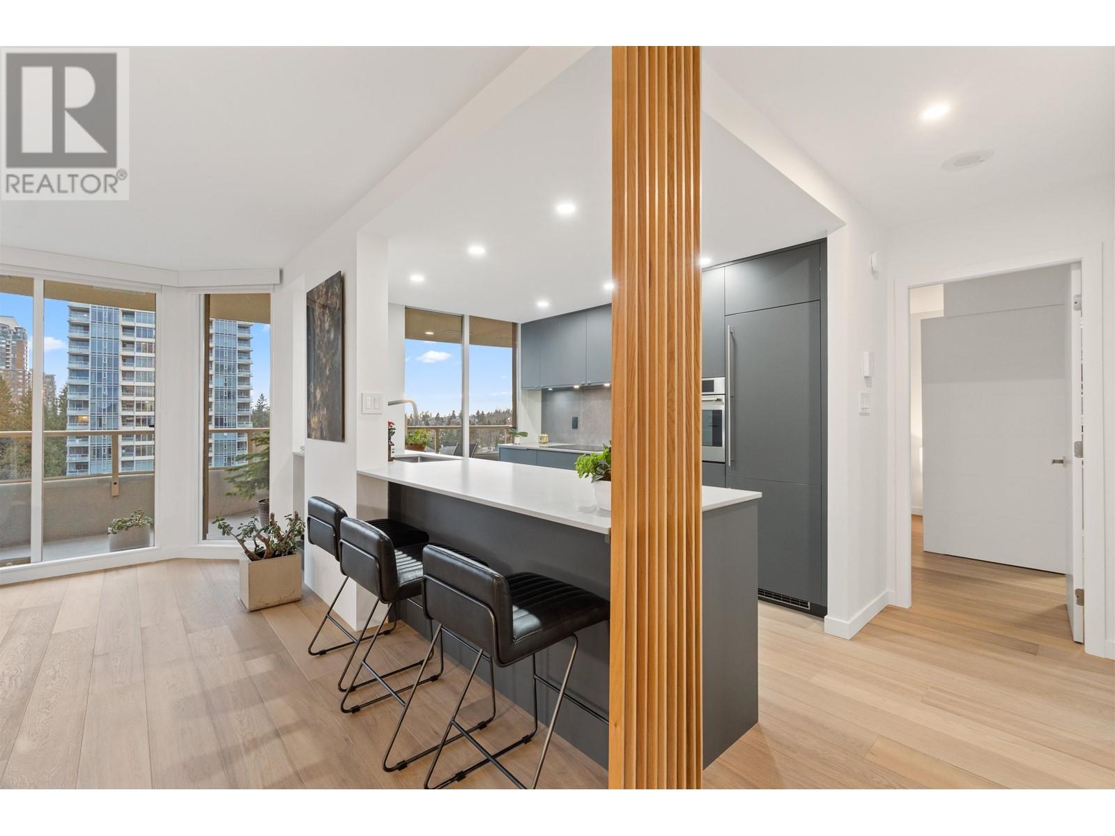 Listing Picture 2 of 23 : 802 7108 EDMONDS STREET, Burnaby / 本拿比 - 魯藝地產 Yvonne Lu Group - MLS Medallion Club Member