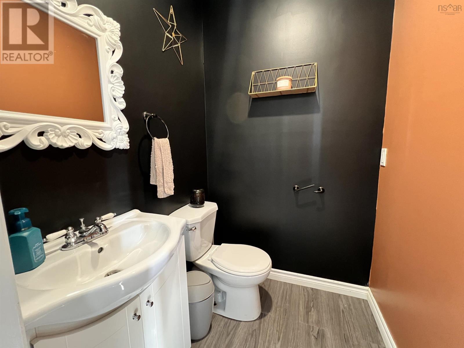 128 Beach Road, Roseway, Nova Scotia  B0T 1W0 - Photo 10 - 202504066