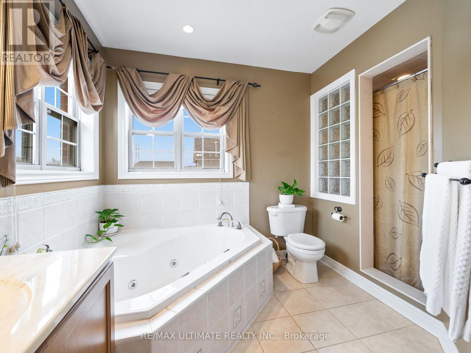 162 Cole Crescent, Niagara-On-The-Lake (Glendale), Ontario  L0S 1J0 - Photo 20 - X11999271