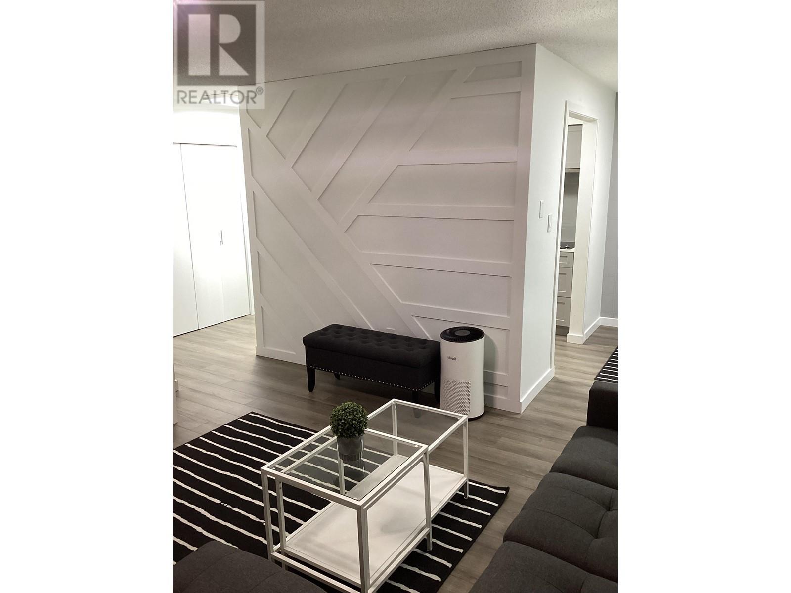 301 340 Ginger Drive, New Westminster, British Columbia  V3L 5L7 - Photo 3 - R2947156