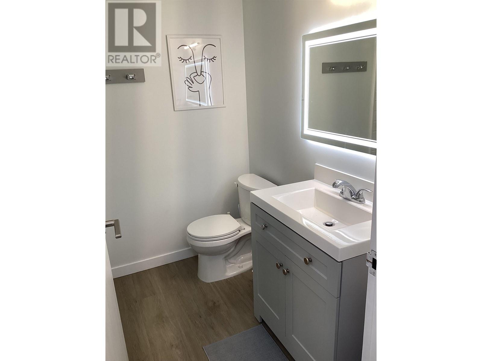 301 340 Ginger Drive, New Westminster, British Columbia  V3L 5L7 - Photo 6 - R2947156