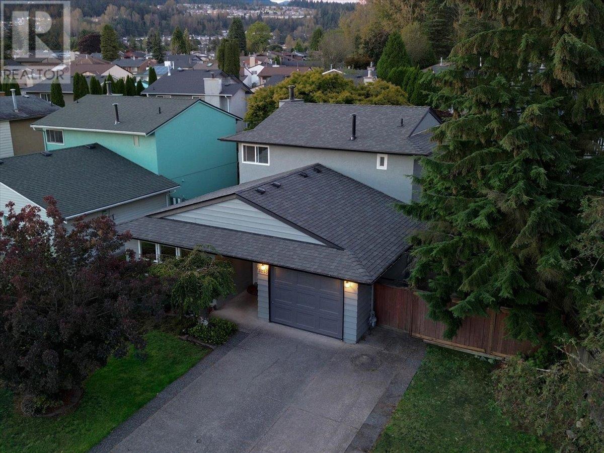 3253 Dunkirk Avenue, Coquitlam, British Columbia  V3E 1G8 - Photo 2 - R2973094