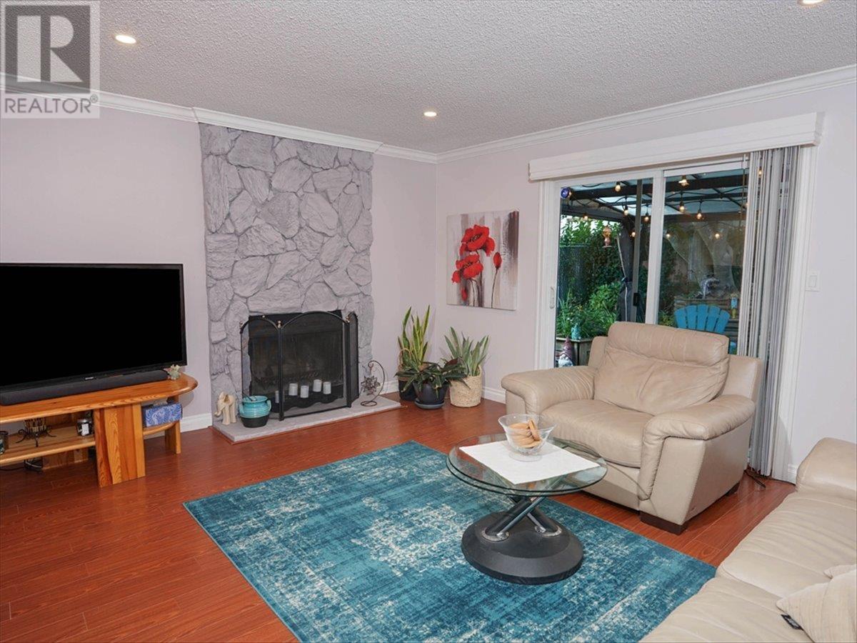 3253 Dunkirk Avenue, Coquitlam, British Columbia  V3E 1G8 - Photo 8 - R2973094