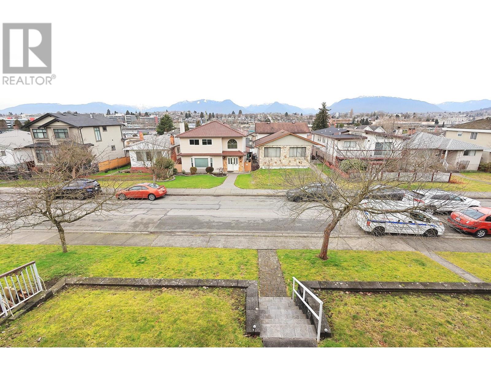 3168 E 15th Avenue, Vancouver, British Columbia  V5M 2L2 - Photo 1 - R2973096
