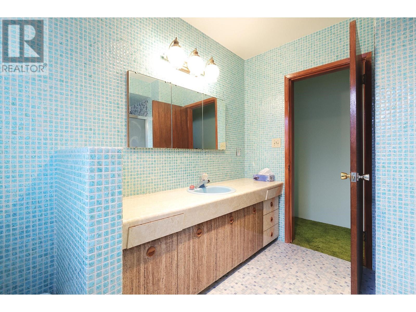3168 E 15th Avenue, Vancouver, British Columbia  V5M 2L2 - Photo 33 - R2973096