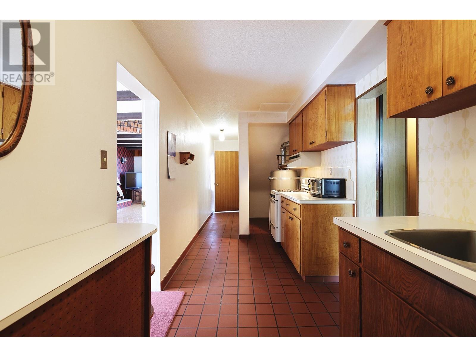 3168 E 15th Avenue, Vancouver, British Columbia  V5M 2L2 - Photo 8 - R2973096