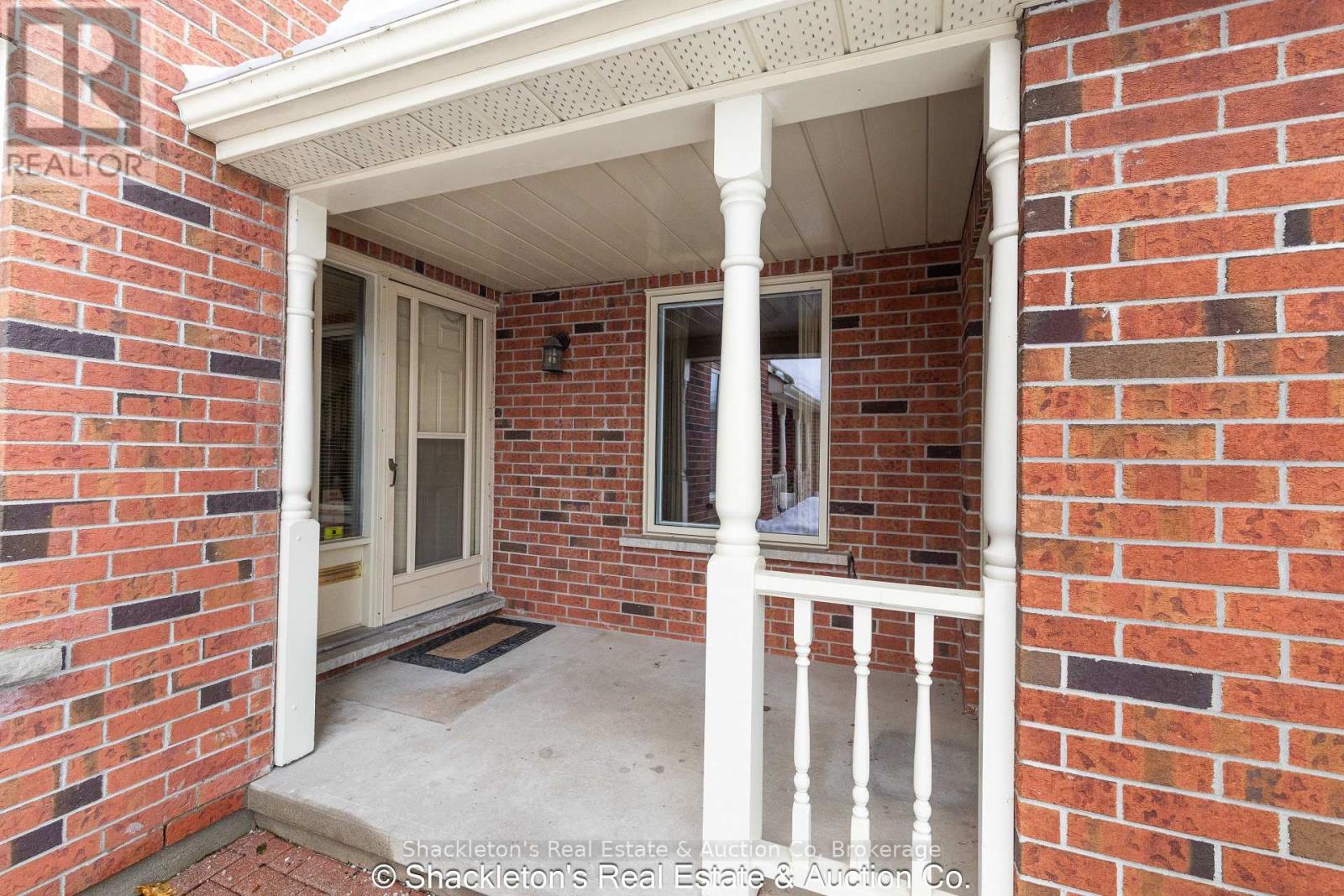 7 - 405 Glasgow Street, Kitchener, Ontario  N2M 2N1 - Photo 2 - X11999605